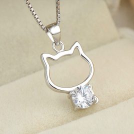 Charming Cat Necklace – Silver With Cubic Zirconia